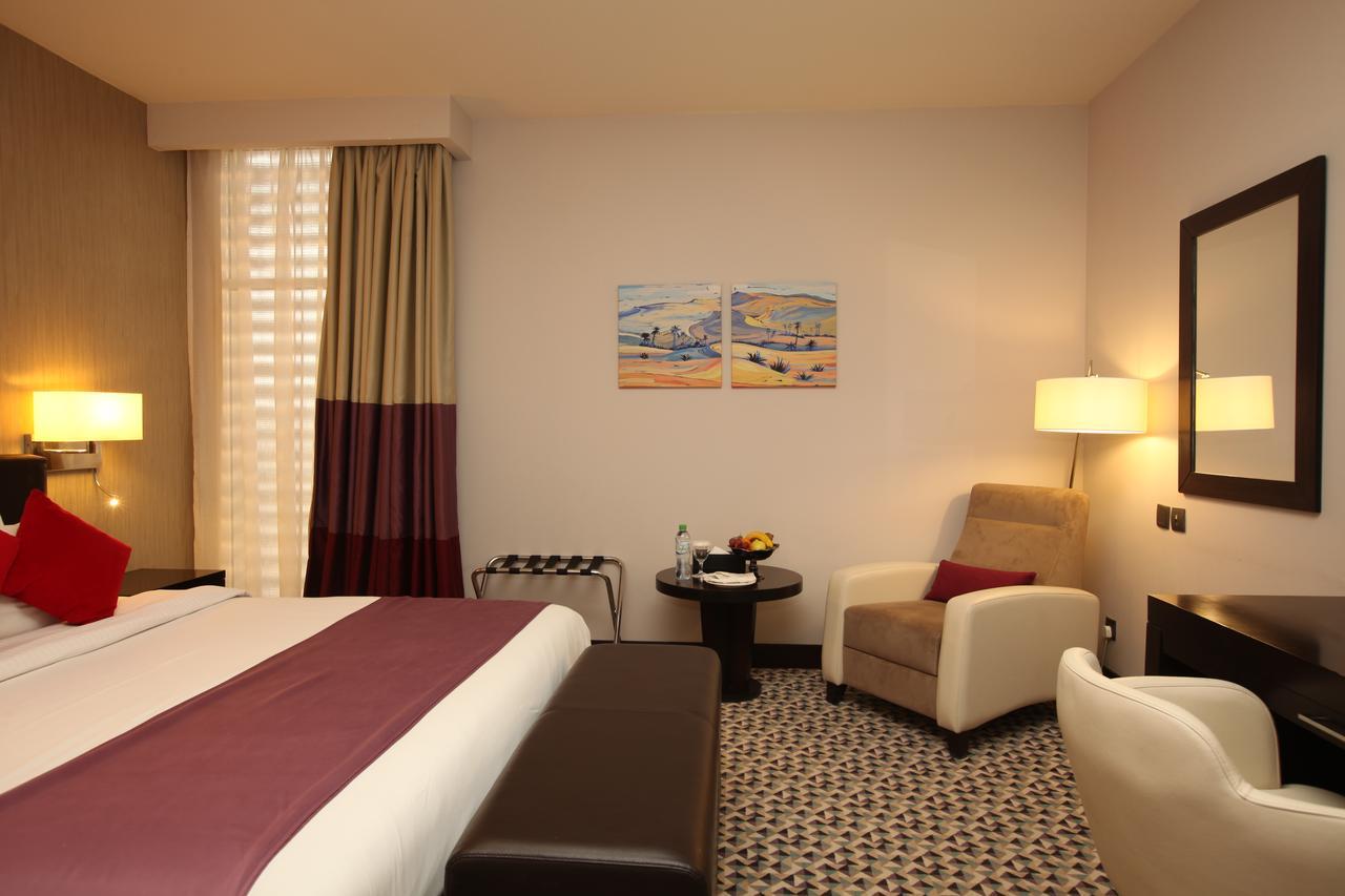 Golden Tulip Hail Exterior foto